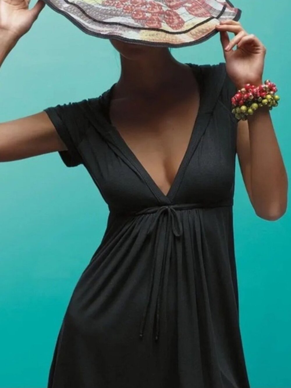 NEW Robin Piccone Black V-Neck Wrap Drawstring Hooded Dress Swim Cover-Up M $125